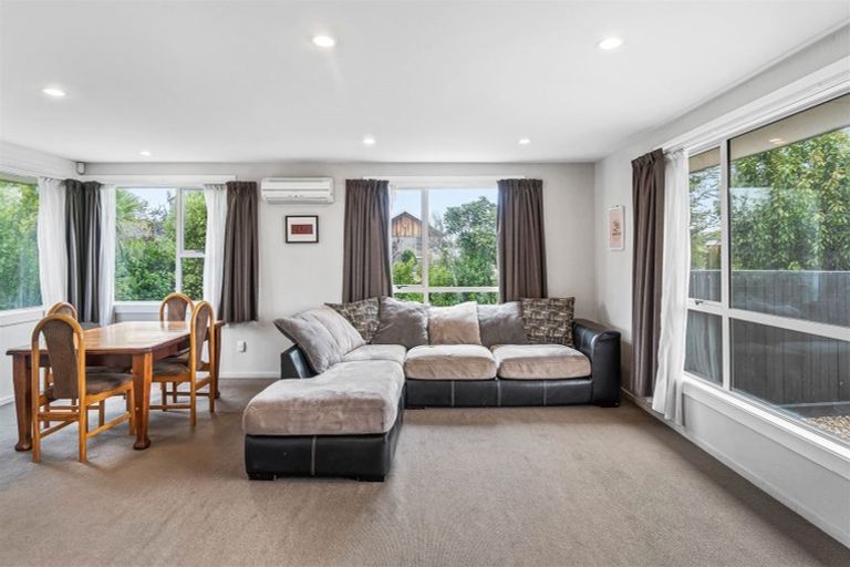 Photo of property in 2 Bidwell Place, Hillmorton, Christchurch, 8025