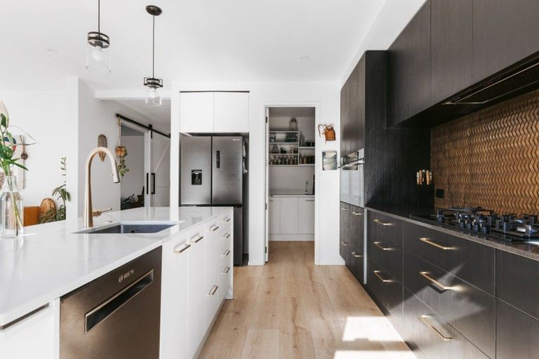 Photo of property in 37 Colpoma Close, Papamoa Beach, Papamoa, 3118