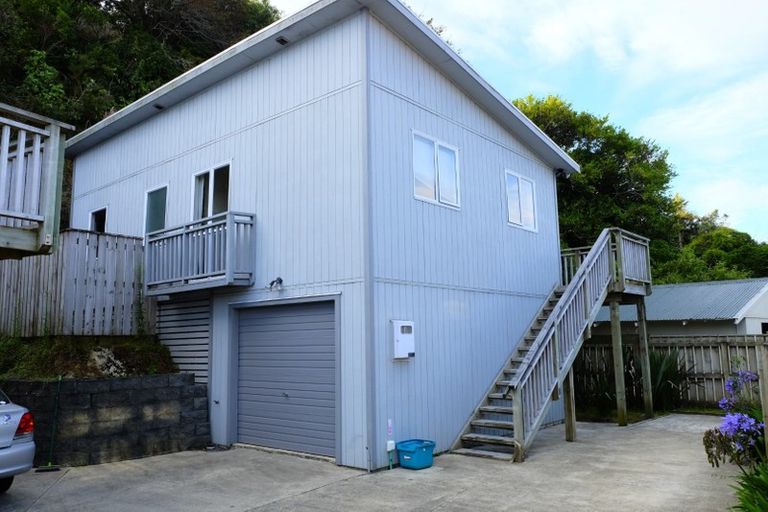 Photo of property in 26a Redwood Avenue, Tawa, Wellington, 5028