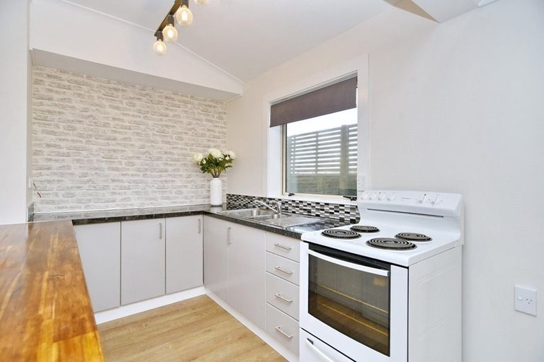 Photo of property in 94 Sinclair Street, New Brighton, Christchurch, 8083