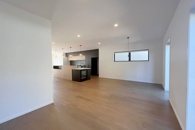 Photo of property in 23 Lakewood Lane, Cambridge, 3434