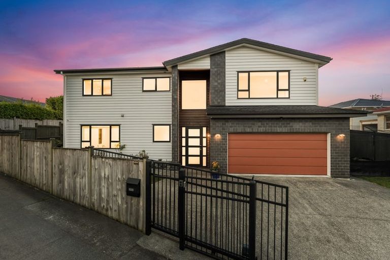 Photo of property in 39a Edgeworth Road, Glenfield, Auckland, 0629