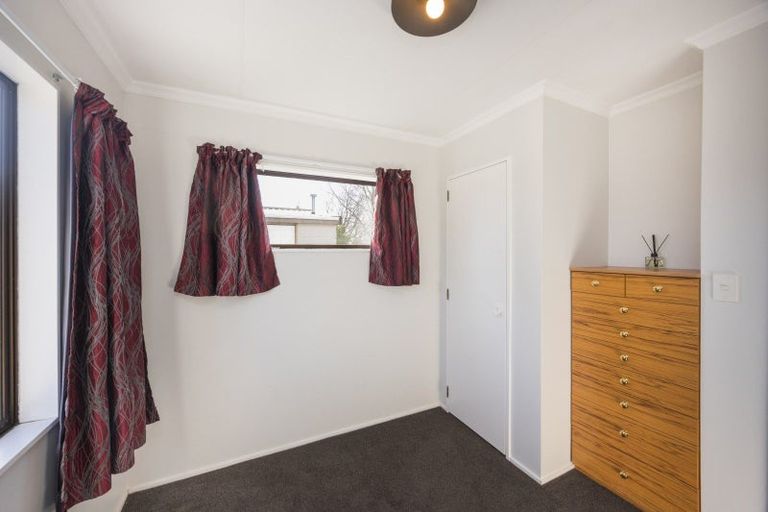 Photo of property in 5a Newton Place, Westbrook, Palmerston North, 4412