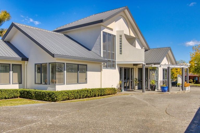 Photo of property in 4 Kingsgate Close, Havelock North, 4130