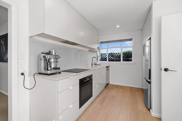 Photo of property in 5 Orrick Crescent, Avondale, Christchurch, 8061