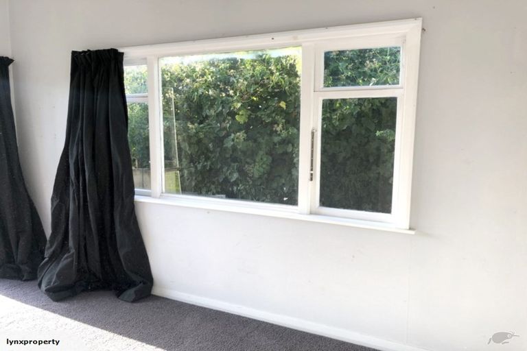 Photo of property in 410 Muritai Road, Eastbourne, Lower Hutt, 5013