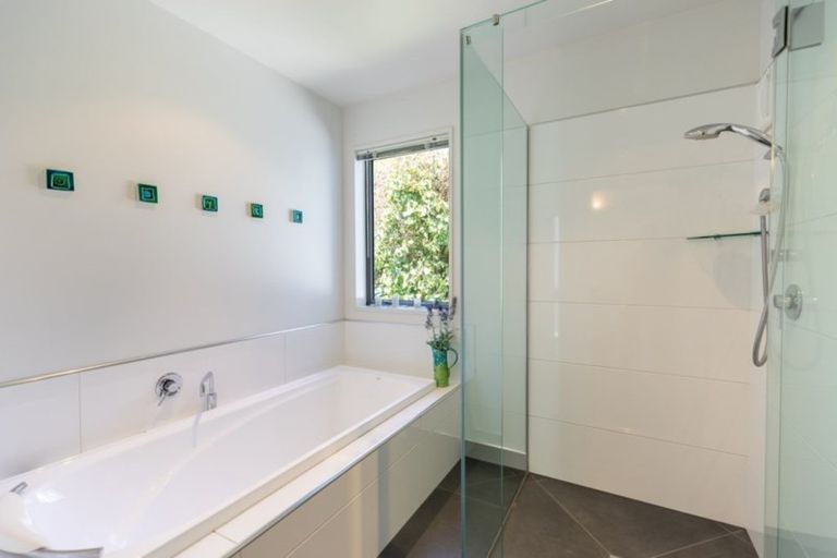 Photo of property in 64 Bay View Road, Atawhai, Nelson, 7010