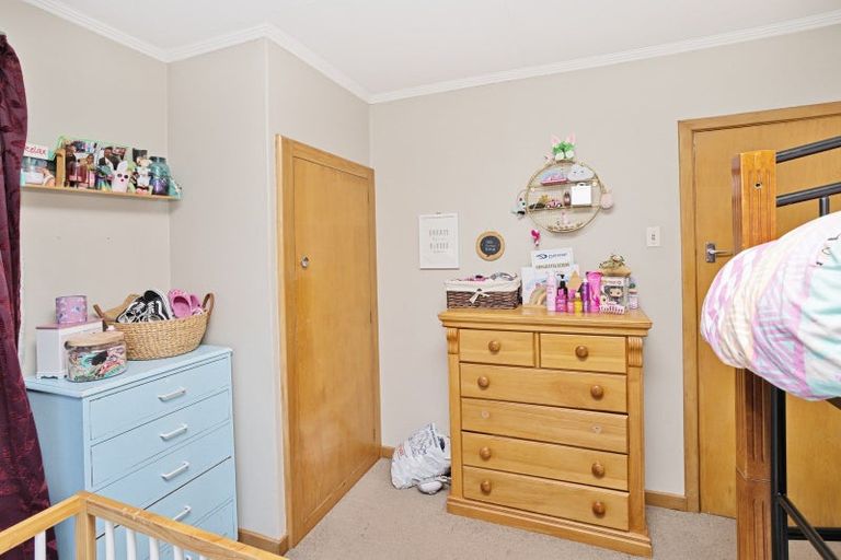 Photo of property in 66 Bullar Street, Grasmere, Invercargill, 9810