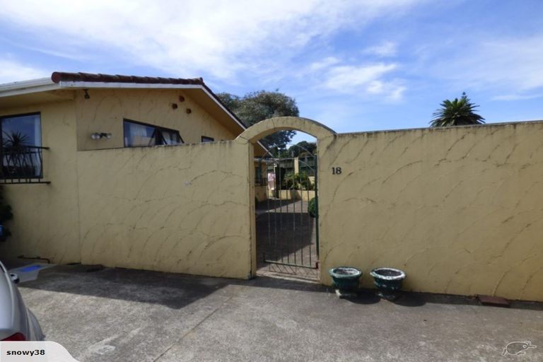 Photo of property in 18 Norwich Avenue, Spotswood, New Plymouth, 4310