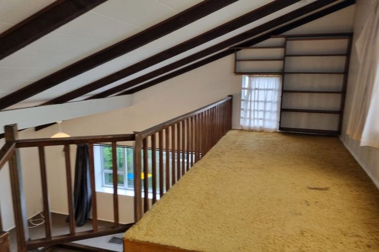 Photo of property in 37 Awatea Street, Ranui, Porirua, 5024