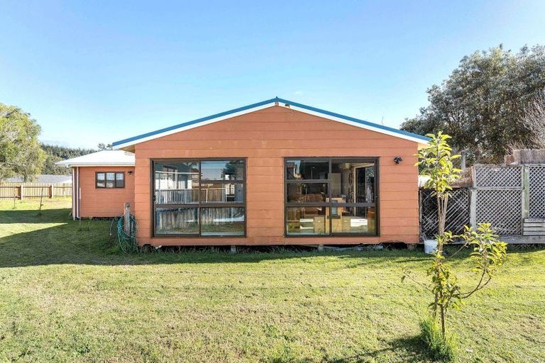 Photo of property in 143 Lorraine Place, Whangamata, 3620