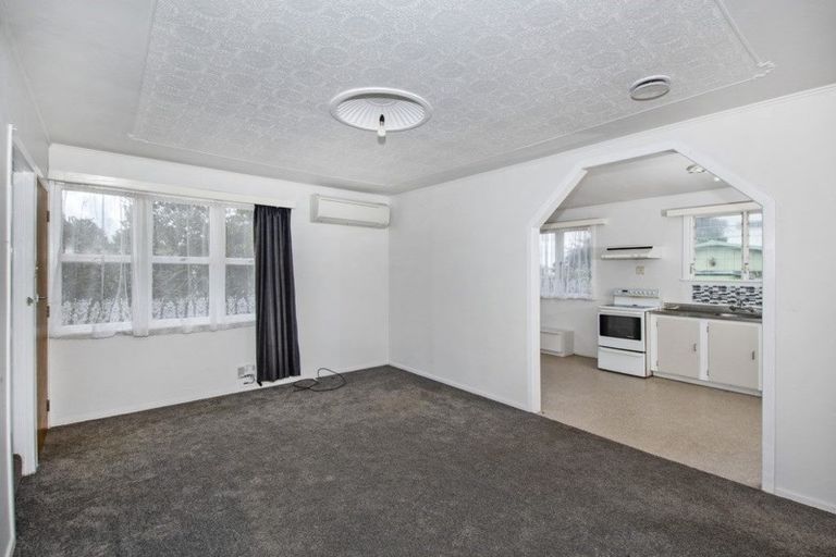 Photo of property in 15 Taraire Crescent, Otangarei, Whangarei, 0112