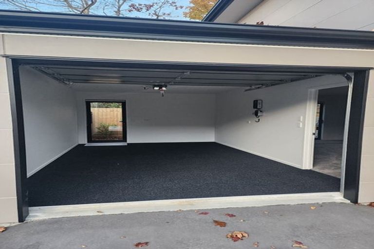 Photo of property in 2/7 Matata Place, Dallington, Christchurch, 8061