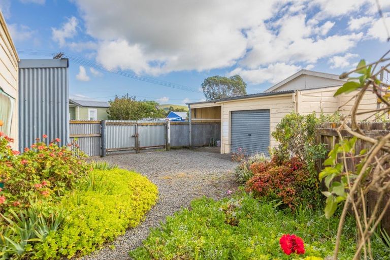 Photo of property in 48 Higginson Street, Otane, 4202