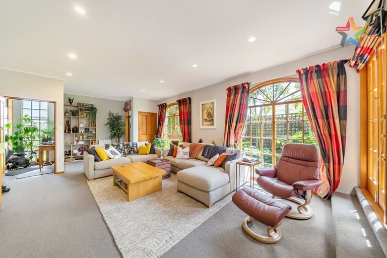 Photo of property in 2a Hobbs Grove, Epuni, Lower Hutt, 5011