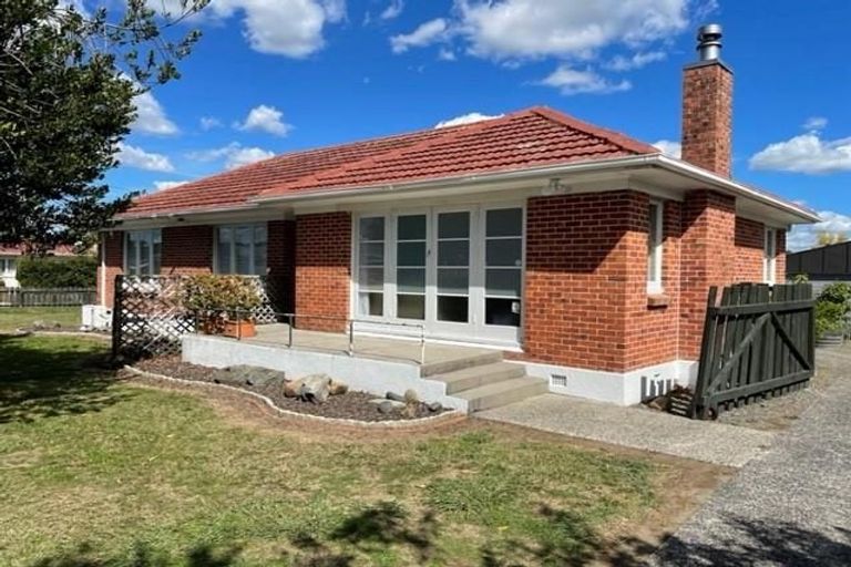 Photo of property in 1/3 Cameron Street, Papakura, 2110