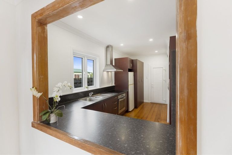 Photo of property in 252 Tremaine Avenue, Highbury, Palmerston North, 4412