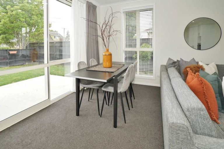 Photo of property in 2 Pryce Place, Silverdale, Hamilton, 3216