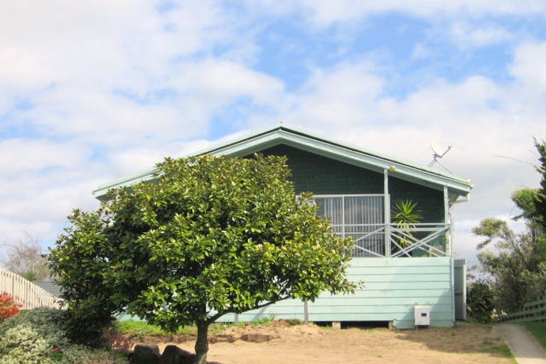 Photo of property in 14 Dickson Road, Papamoa Beach, Papamoa, 3118