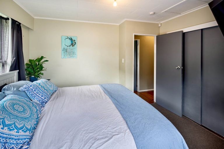 Photo of property in 14 Indiana Grove, Totara Park, Upper Hutt, 5018