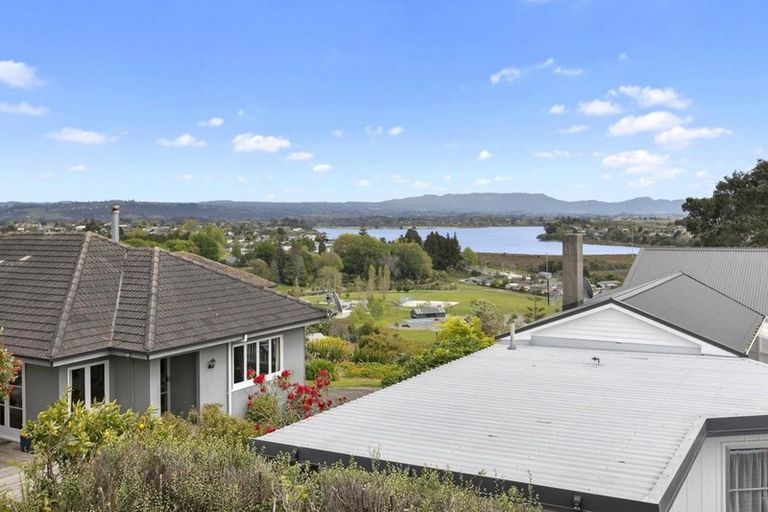 Photo of property in 382 Otumoetai Road, Otumoetai, Tauranga, 3110