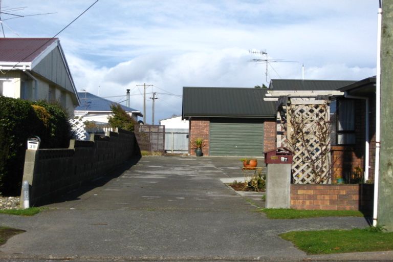 Photo of property in 35 Renfrew Street, Waikiwi, Invercargill, 9810