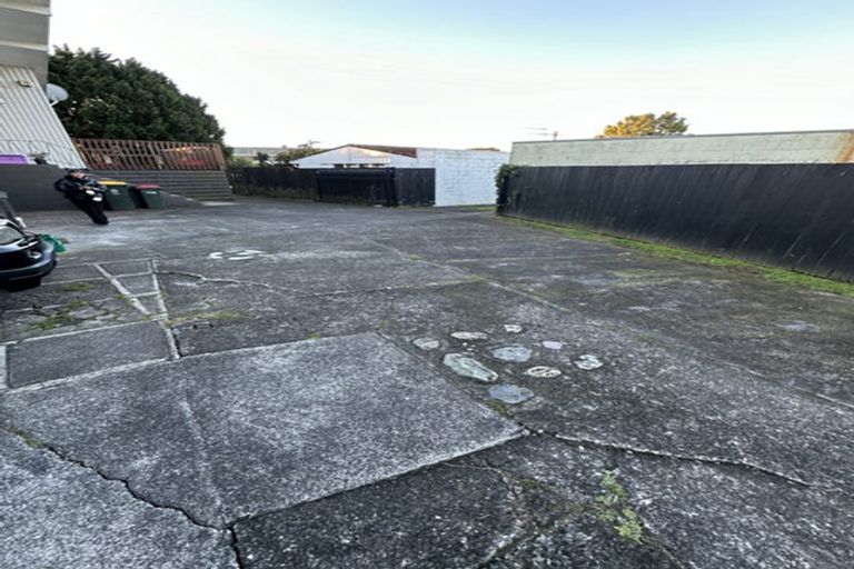 Photo of property in 6 Minton Place, Manurewa, Auckland, 2102