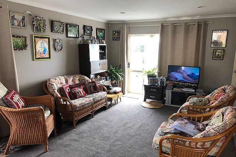 Photo of property in 8/15 Hastie Avenue, Mangere Bridge, Auckland, 2022