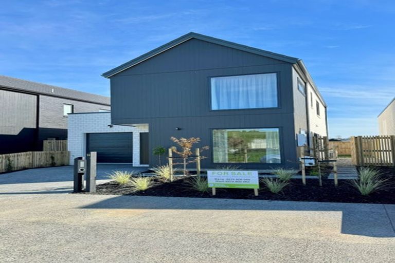 Photo of property in 25 Kakariki Lane, Rototuna North, Hamilton, 3210