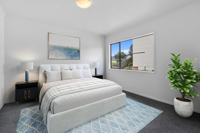 Photo of property in 43 Tiri Tiri Road, Birkdale, Auckland, 0626