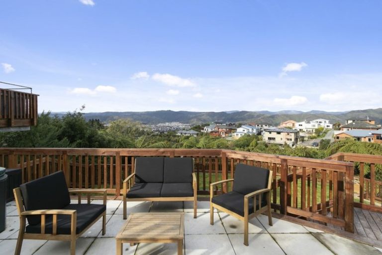 Photo of property in 185 Park Road, Belmont, Lower Hutt, 5010