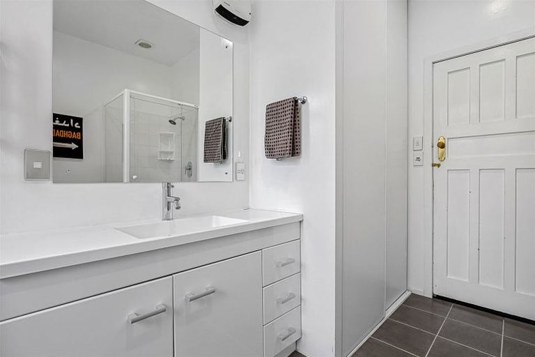 Photo of property in 130 Idris Road, Strowan, Christchurch, 8052