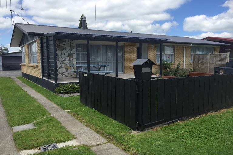 Photo of property in 150 Burns Street, Leamington, Cambridge, 3432