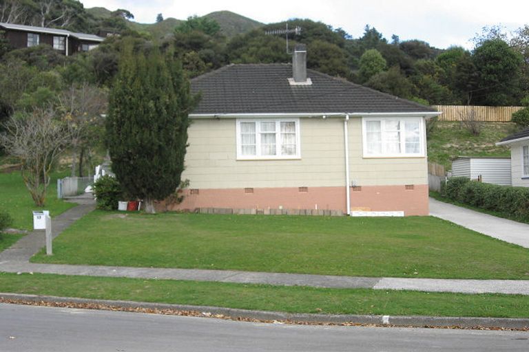 Photo of property in 13 Buller Grove, Naenae, Lower Hutt, 5011