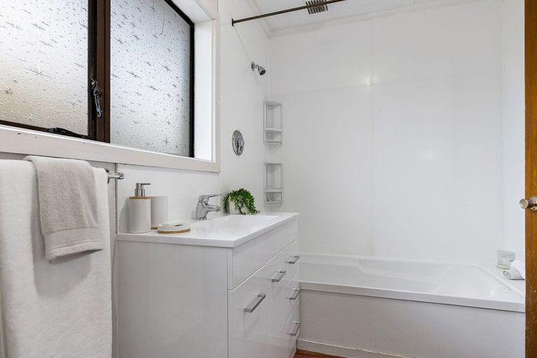 Photo of property in 2/23 Highsted Road, Bishopdale, Christchurch, 8053