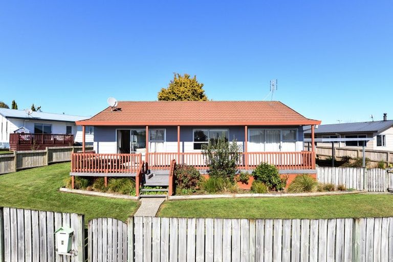 Photo of property in 8 Millar Place, Nawton, Hamilton, 3200