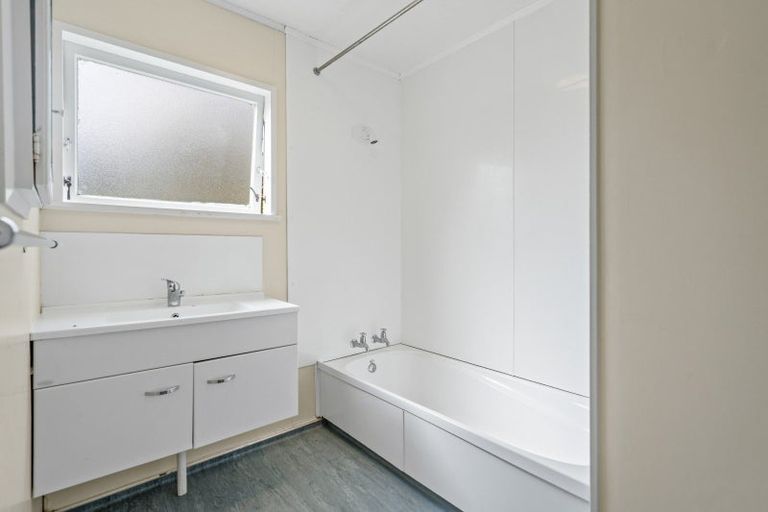 Photo of property in 11a Hodgson Street, Onerahi, Whangarei, 0110