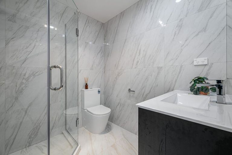 Photo of property in 5/29 Tudor Road, Henderson, Auckland, 0610