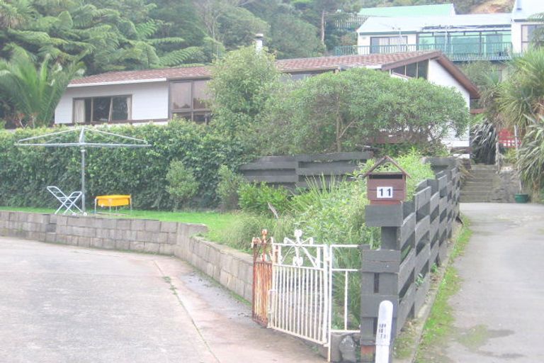 Photo of property in 11 Hibiscus Grove, Maungaraki, Lower Hutt, 5010