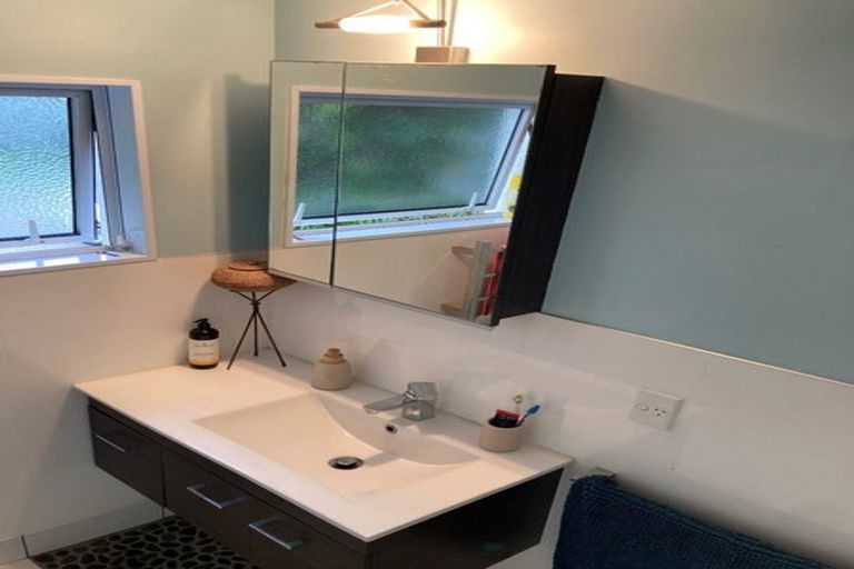 Photo of property in 12b Kororako Grove, Whalers Gate, New Plymouth, 4310