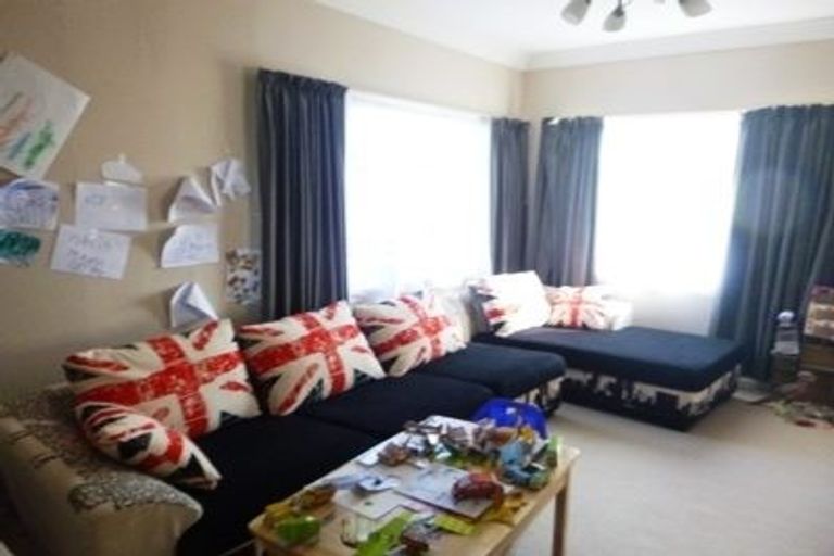 Photo of property in 27 Montague Street, Alicetown, Lower Hutt, 5010