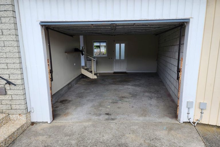 Photo of property in 52a Kapiti Road, Paraparaumu, 5032