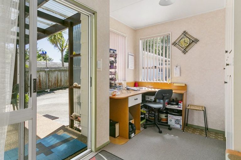 Photo of property in 70 Hinemoa Avenue, Taupo, 3330