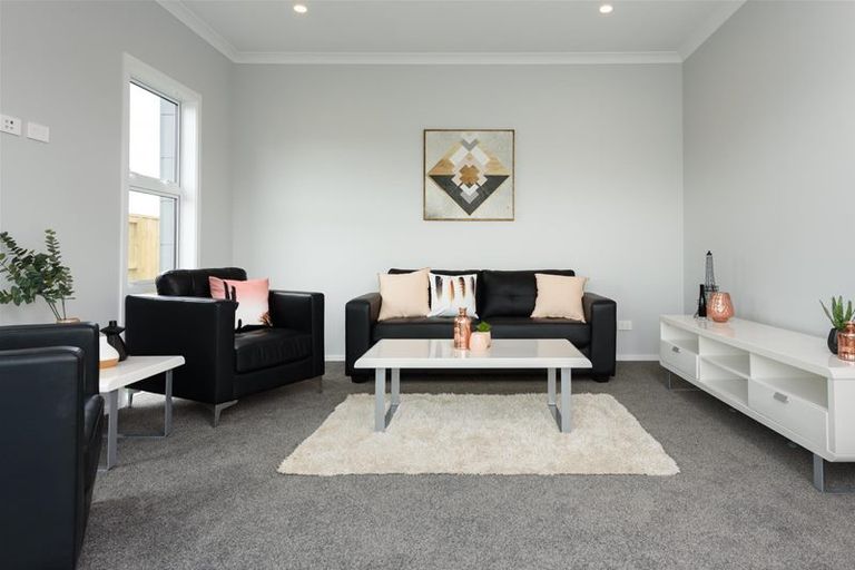 Photo of property in 14 Awatira Drive, Papamoa Beach, Papamoa, 3118