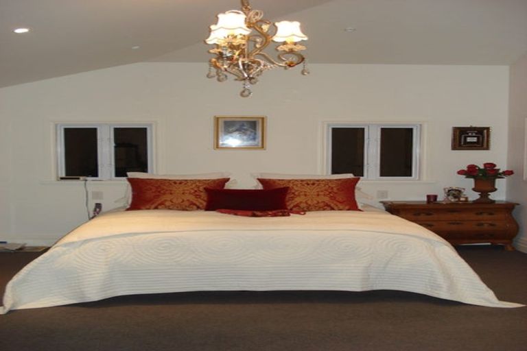 Photo of property in 34 Howard Road, Point Howard, Lower Hutt, 5013