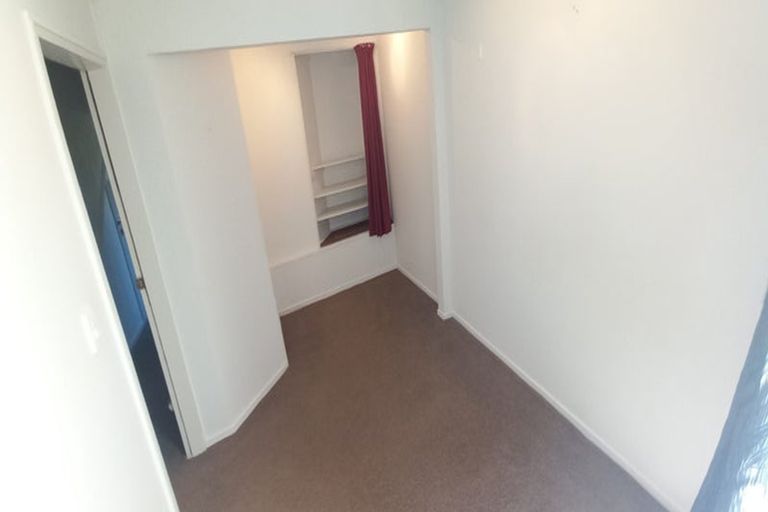 Photo of property in 53 Hankey Street, Mount Cook, Wellington, 6011