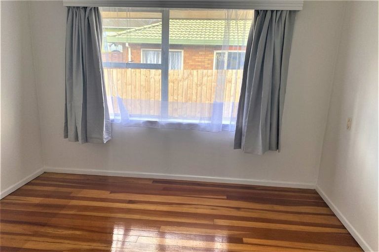 Photo of property in 50 Seabrook Avenue, New Lynn, Auckland, 0600
