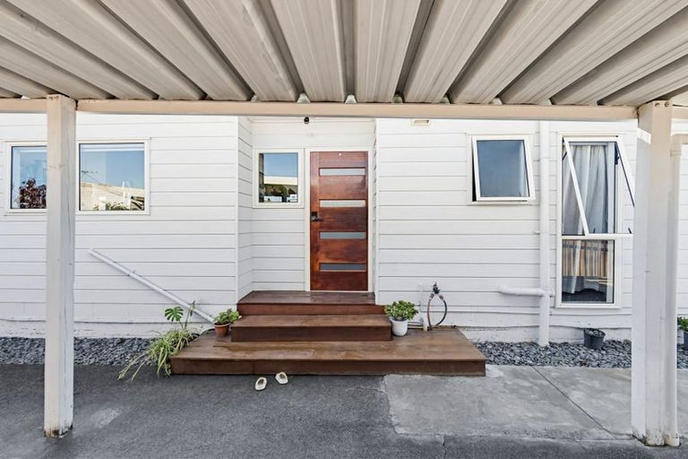 Photo of property in 22a Clarice Place, Takanini, 2112