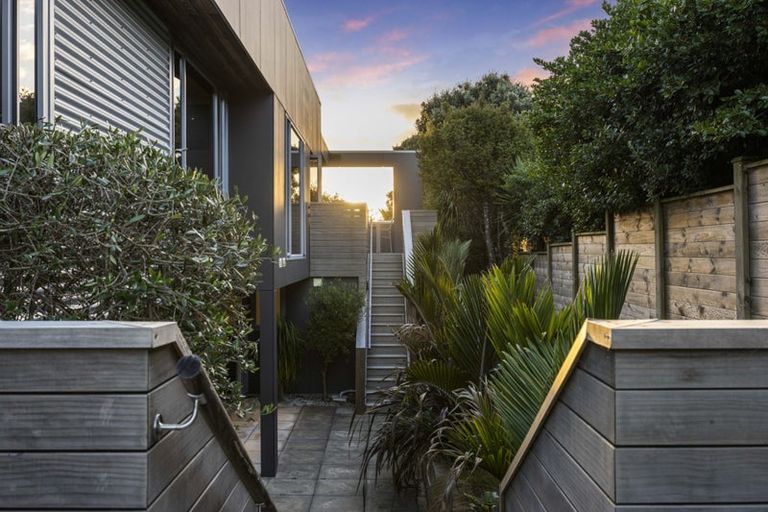 Photo of property in 15 Gulf View Road, Murrays Bay, Auckland, 0630