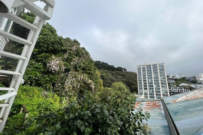 Photo of property in 5/20 Hay Street, Oriental Bay, Wellington, 6011